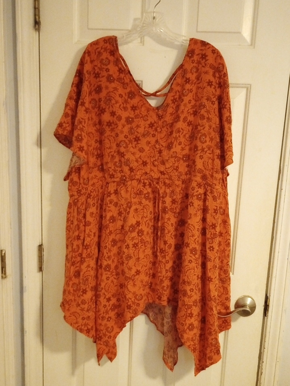 torrid Rust Orange Floral V-Neck Handkerchief Hem Tunic